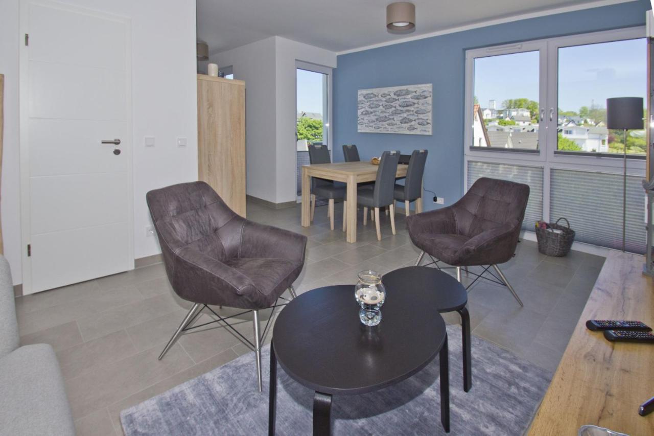 Zentrale Fewo Mit Balkon, Gratis Nutzung Vom Ahoi Erlebnisbad Und Sauna In Sellin - Villa Anni Fewo 05 Goehren  Exterior foto